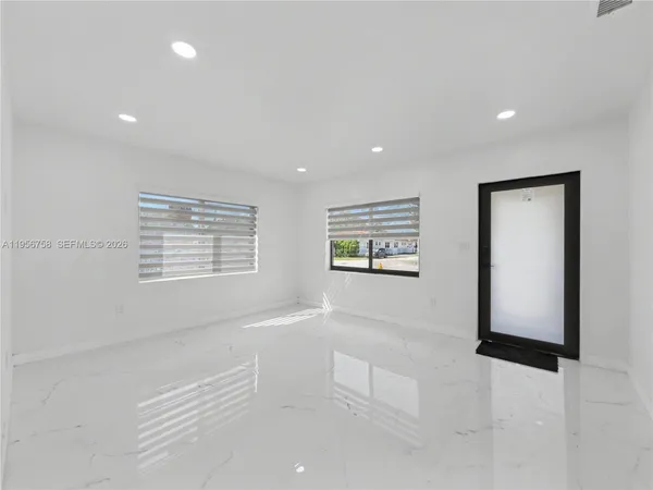 $1,400,000 | 2490 Southwest 17th Street, Miami, FL 33145