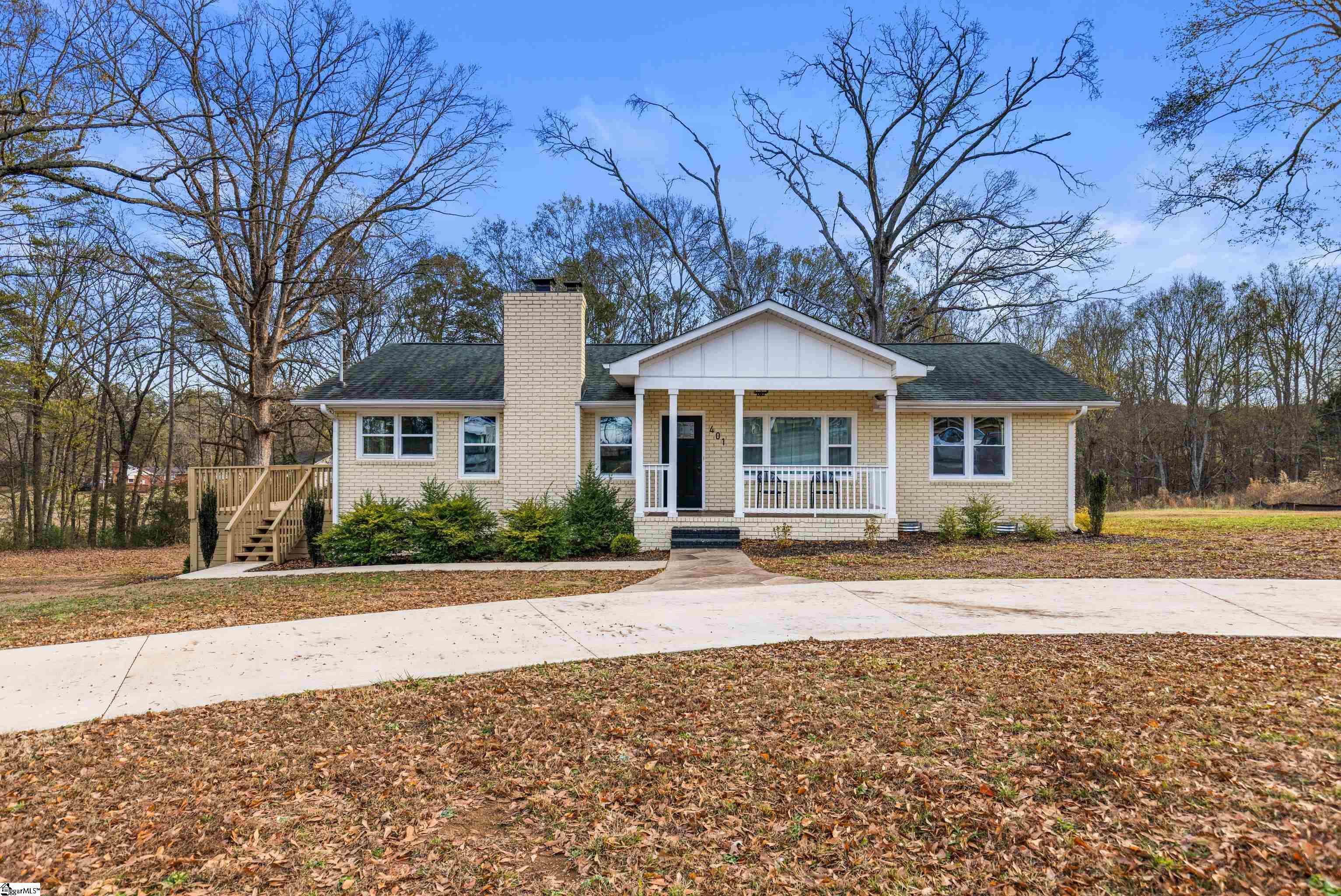 401 Wyatt Road Piedmont, SC 29673 - Photo 1 of 39