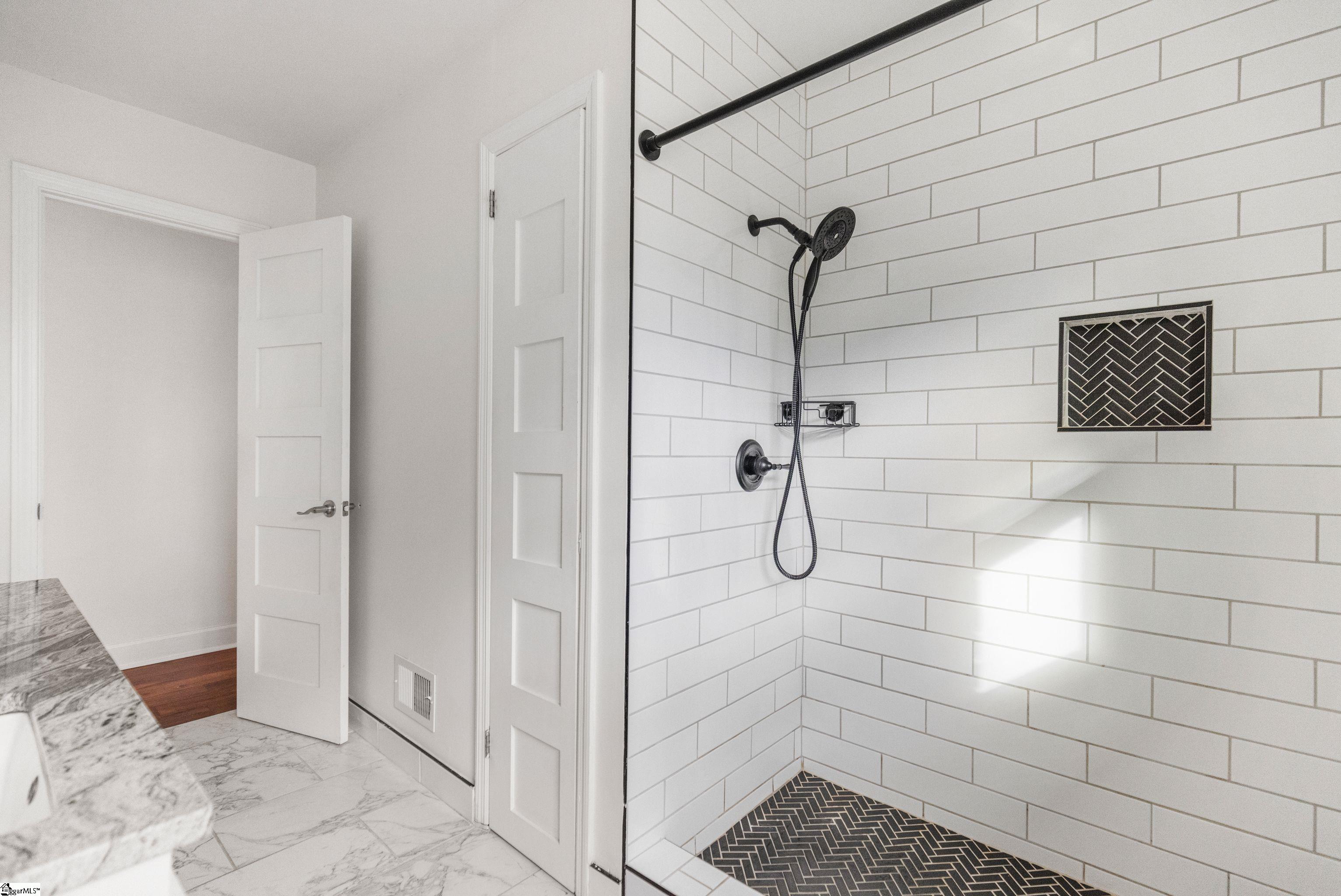 401 Wyatt Road Piedmont, SC 29673 - Photo 19 of 39