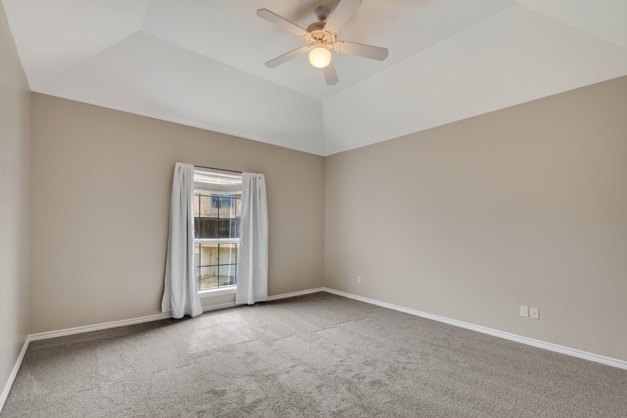 6 Regency Point Montgomery, TX 77356 - Photo 38 of 43 Third bedroom offering comfortable space and natural light.
