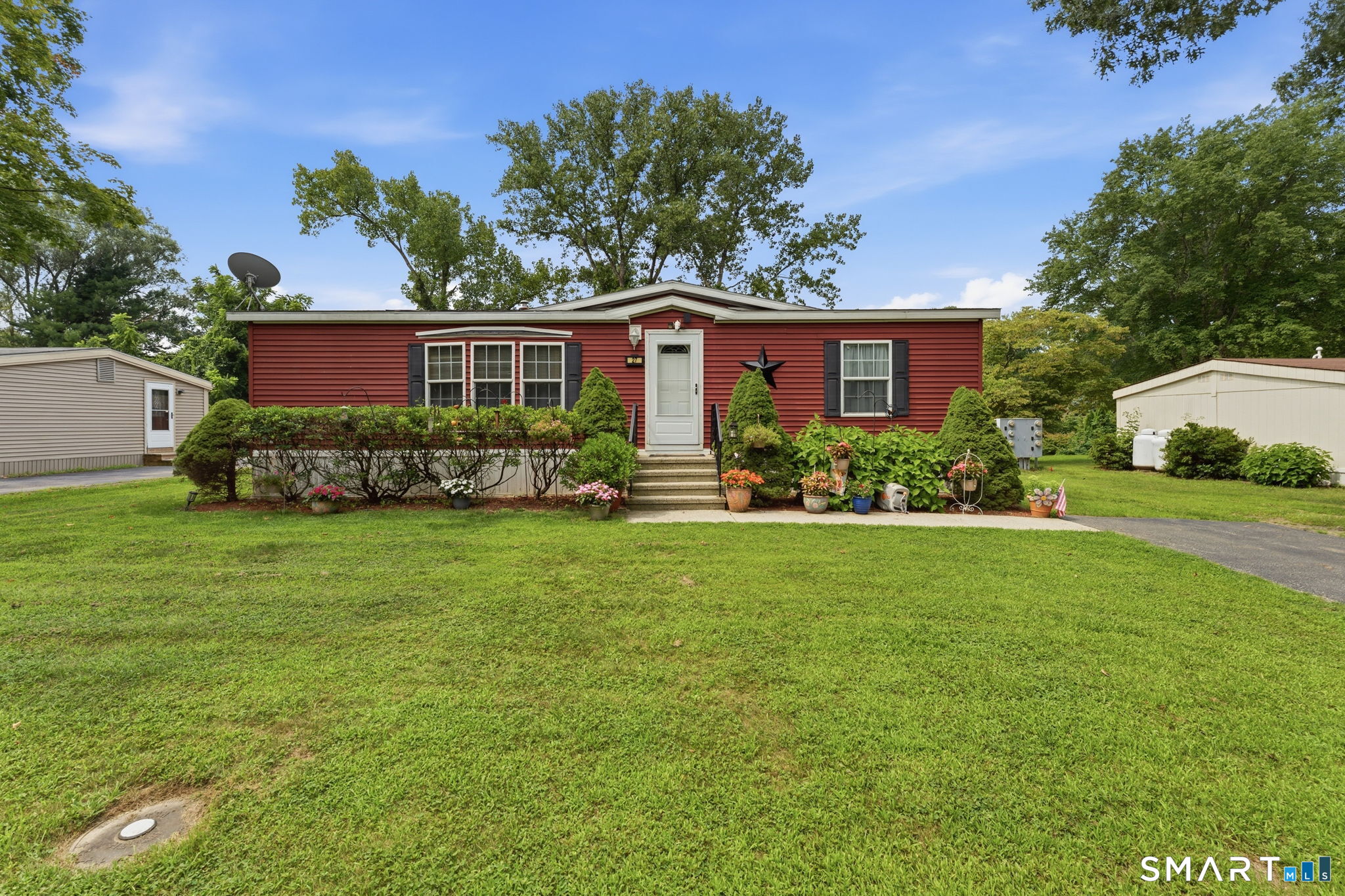 27 Skylark Road Colchester, CT 06415 - Photo 1 of 40 Gallery Image 1