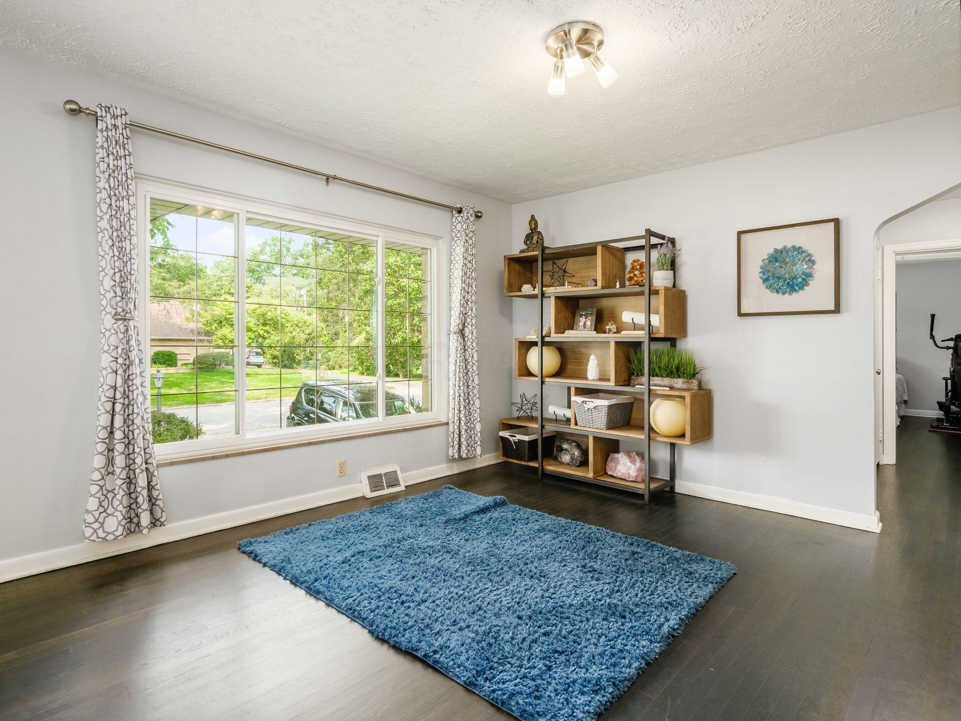 88 South Harding Road Columbus, OH 43209 - Photo 9 of 47