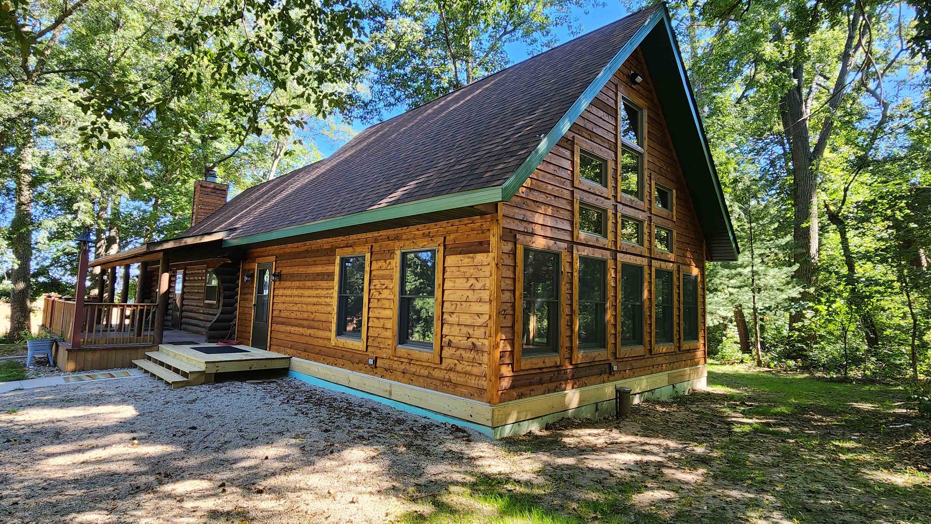 6262 North Eggert Road Rock City, IL 61070 - Photo 4 of 75 a view of a house with a yard