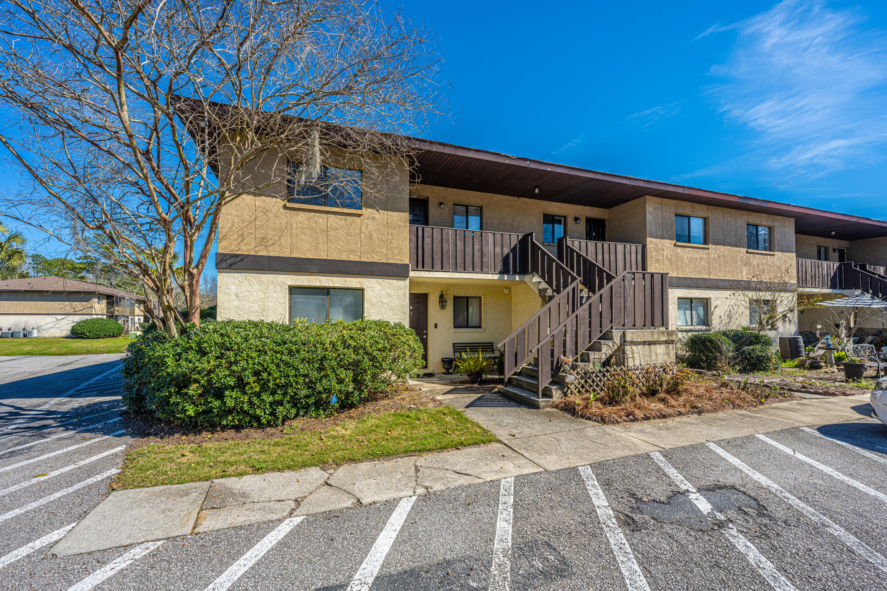 2178BeesFerryRdAptE01