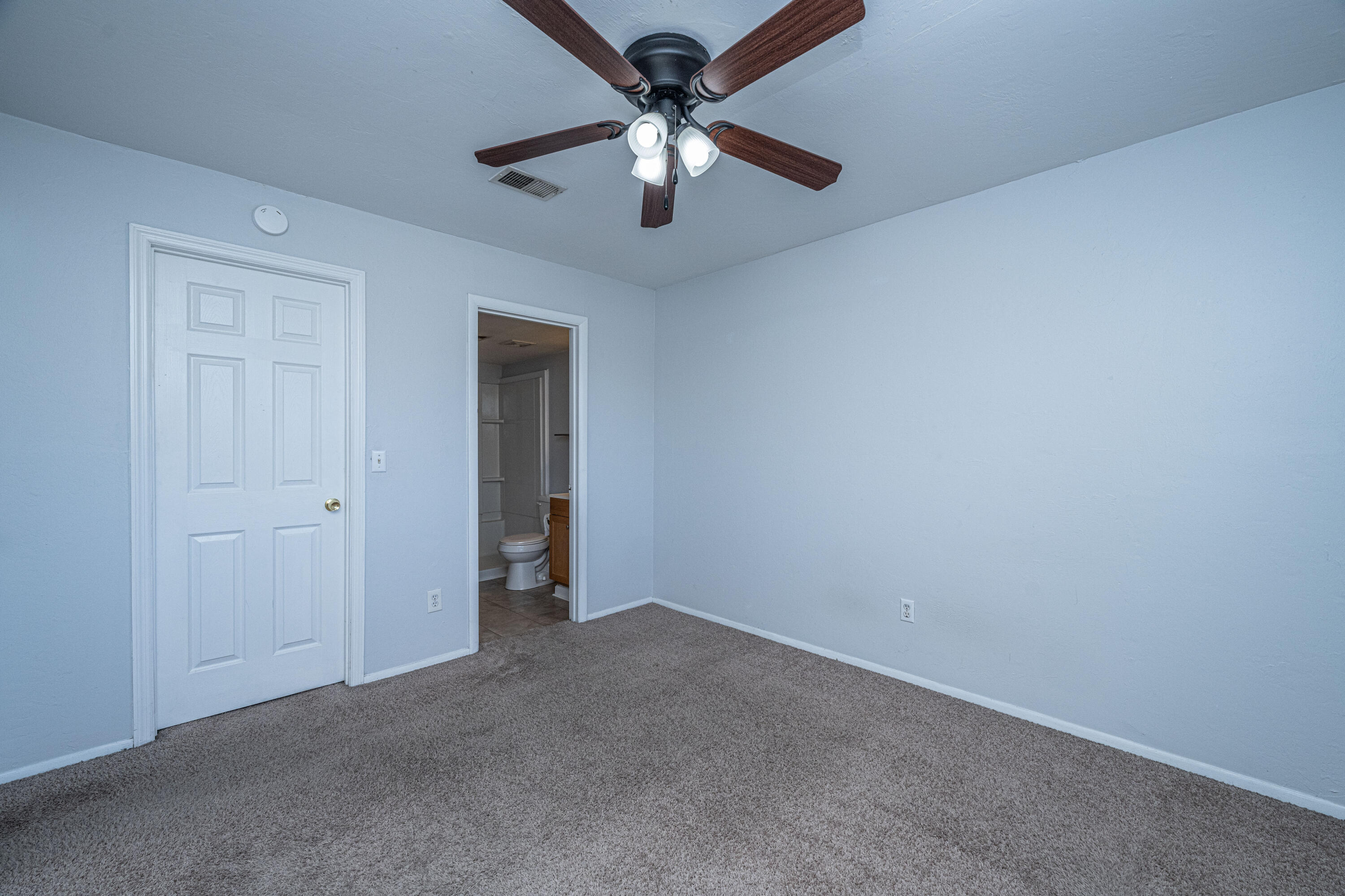 2178 Bees Ferry Road, Unit 1905 Charleston, SC 29414 - Photo 19 of 27 2178BeesFerryRdAptE23