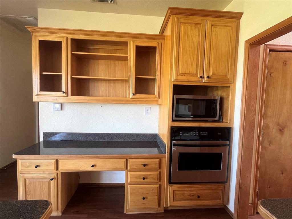 427 Grover Dallas Road Weatherford, TX 76088 - Photo 6 of 30