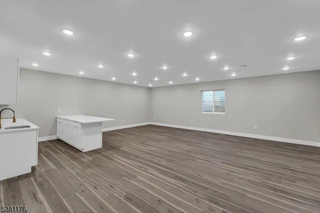 $1,150,000 | 4 Lenape Lane, Unit 805, Old Tappan, NJ 07675