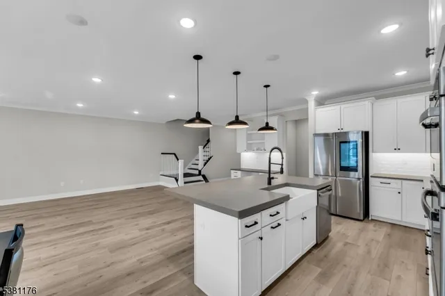 $1,150,000 | 4 Lenape Lane, Unit 805, Old Tappan, NJ 07675