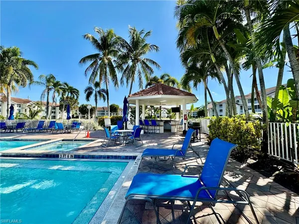 $1,545 | 4700 St Croix Lane, Unit 335, Naples, FL 34109