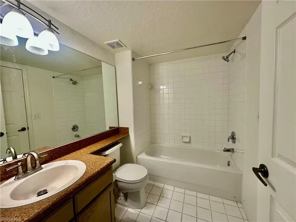 $1,545 | 4700 St Croix Lane, Unit 335, Naples, FL 34109