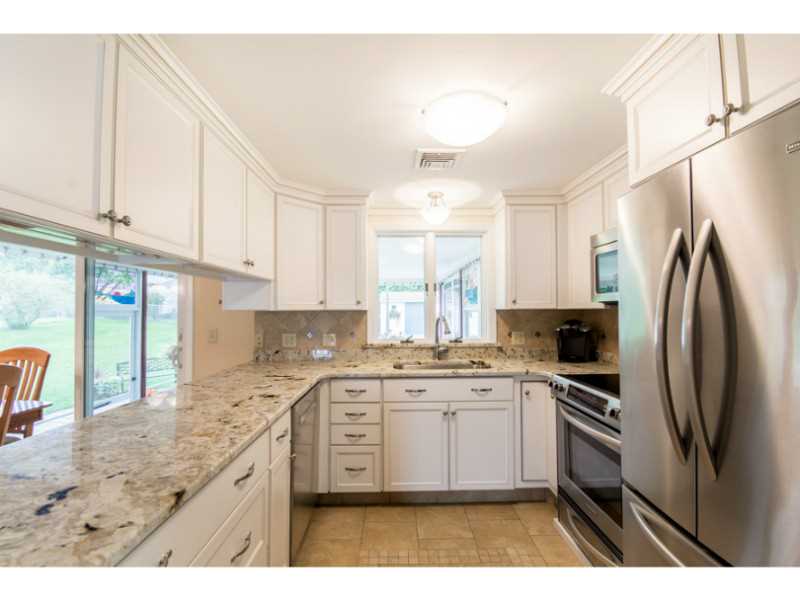 21 Willow Road Smithfield, RI 02828 - Photo 7 of 24 Kitchen.