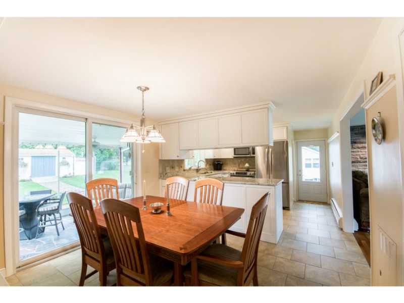 21 Willow Road Smithfield, RI 02828 - Photo 10 of 24 Dining Room.