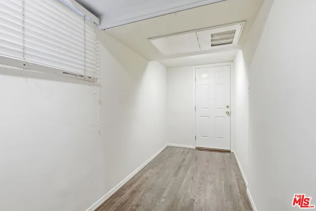 $8,600 | 9820 Yoakum Drive, Beverly Hills, CA 90210