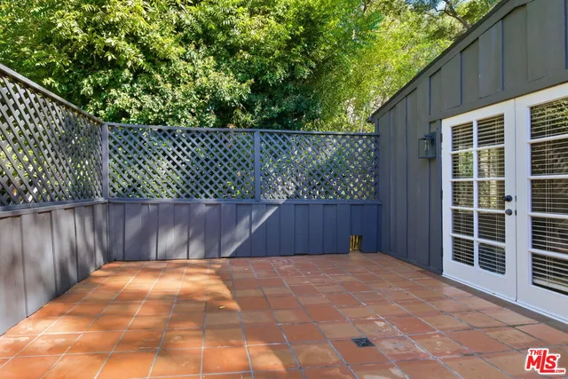 $8,600 | 9820 Yoakum Drive, Beverly Hills, CA 90210