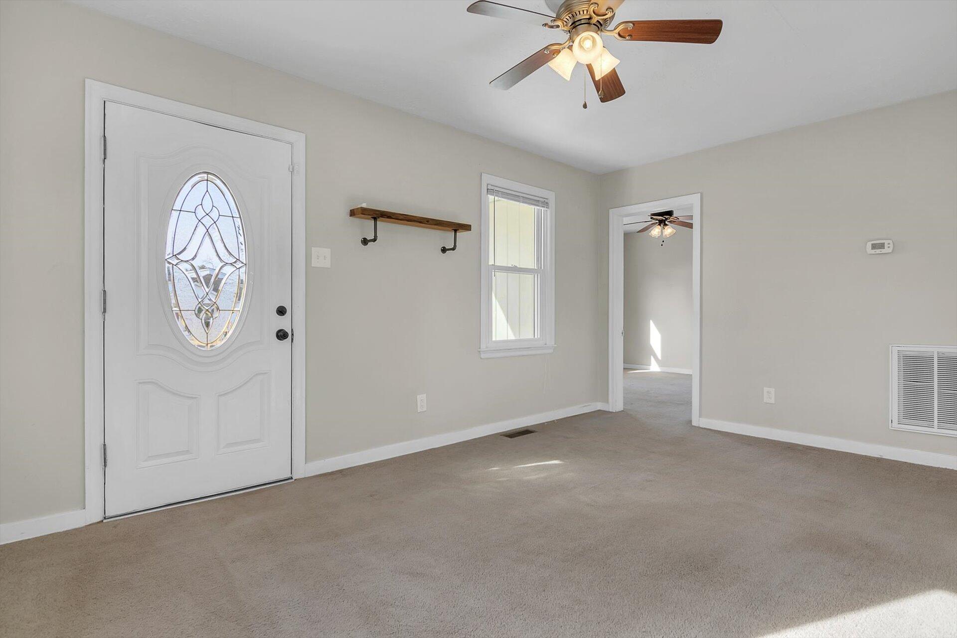 6736 Dudley Ferry Road Fairlawn, VA 24141 - Photo 8 of 24 06-6736_Dudley_Ferry_Rd_06_146
