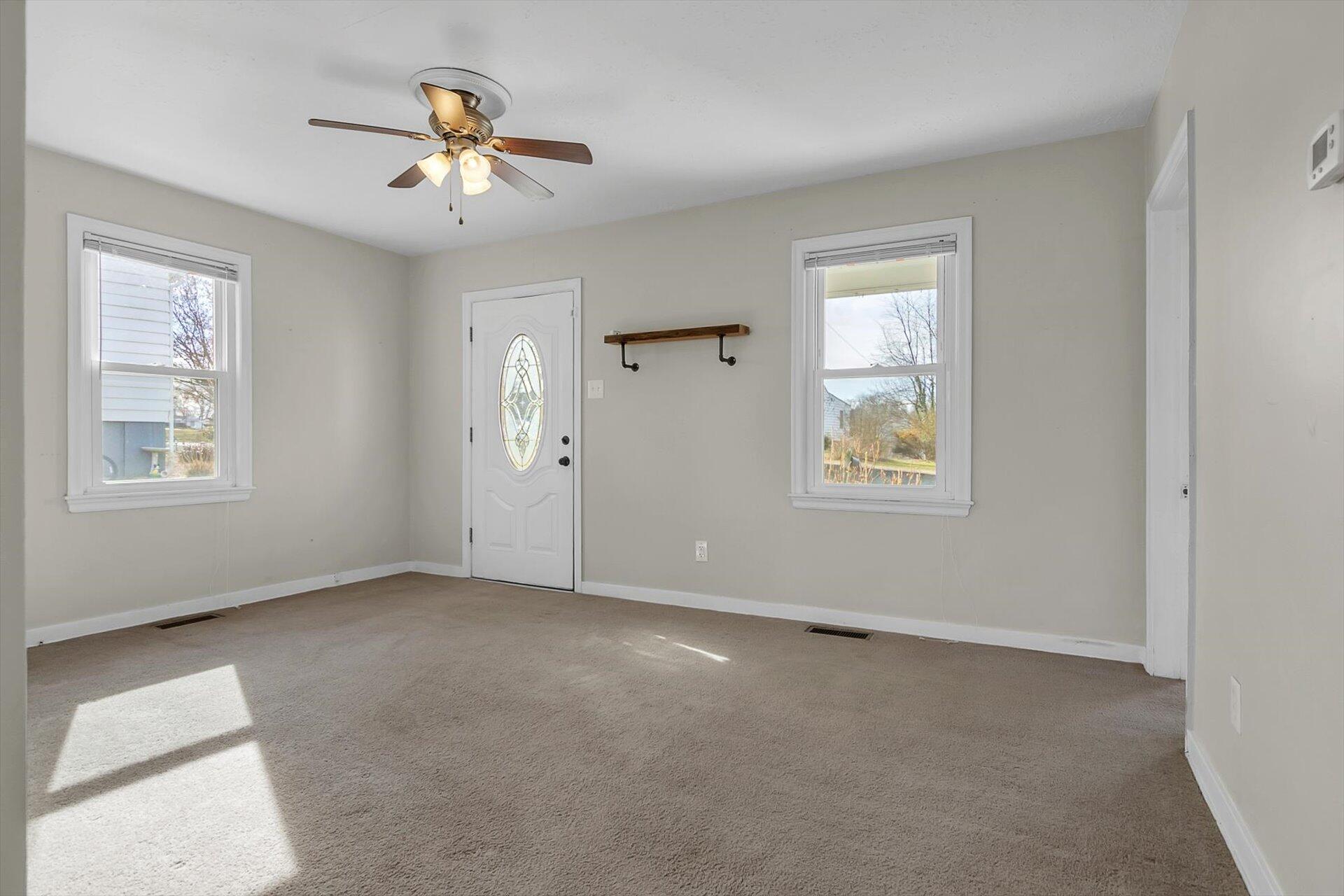 6736 Dudley Ferry Road Fairlawn, VA 24141 - Photo 9 of 24 07-6736_Dudley_Ferry_Rd_07_980