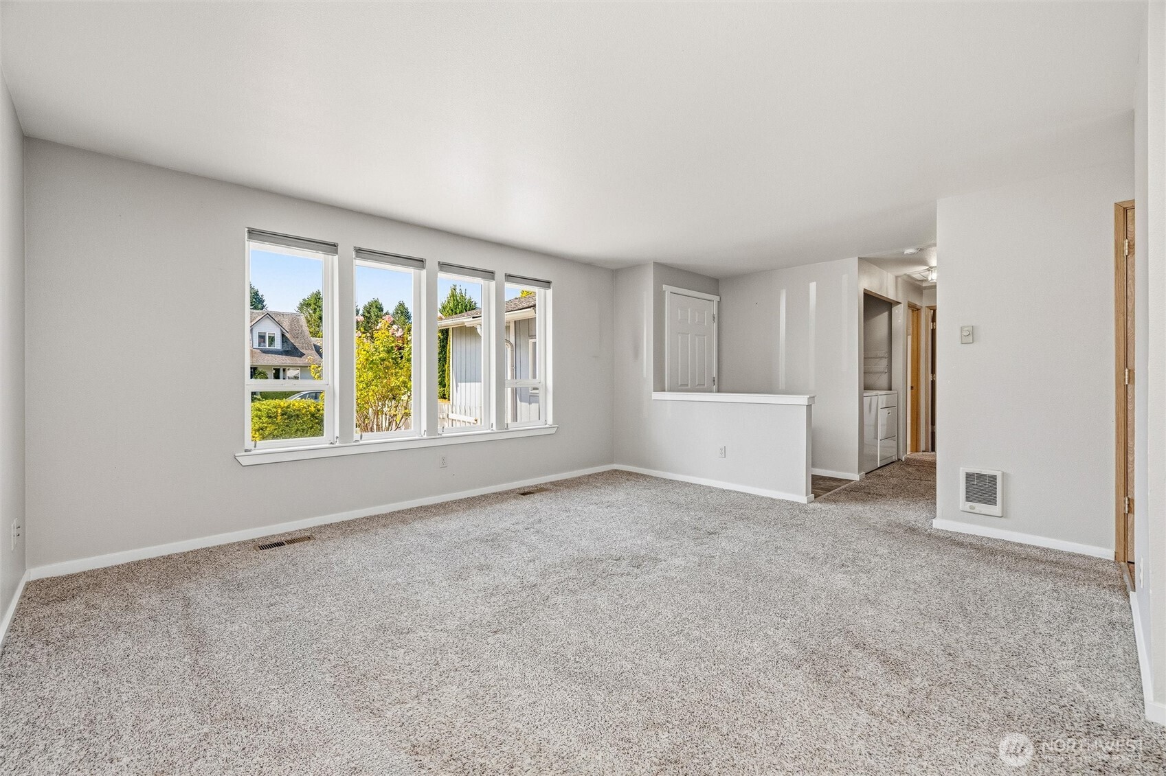 1215 East Gilkey Road Burlington, WA 98233 - Photo 7 of 33