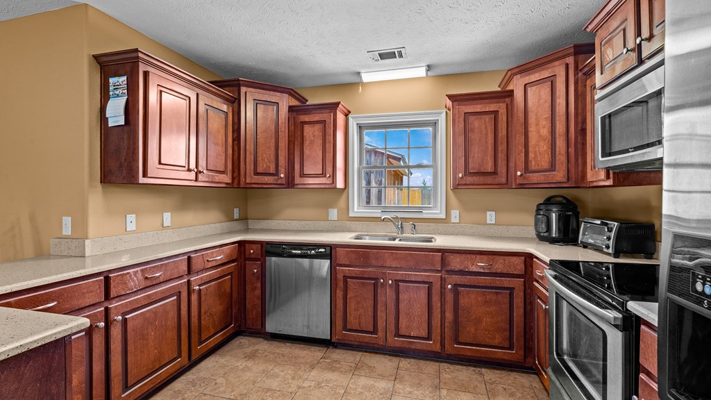 1164 Pineknot Road Box Springs, GA 31801 - Photo 8 of 31 Gallery Image 8