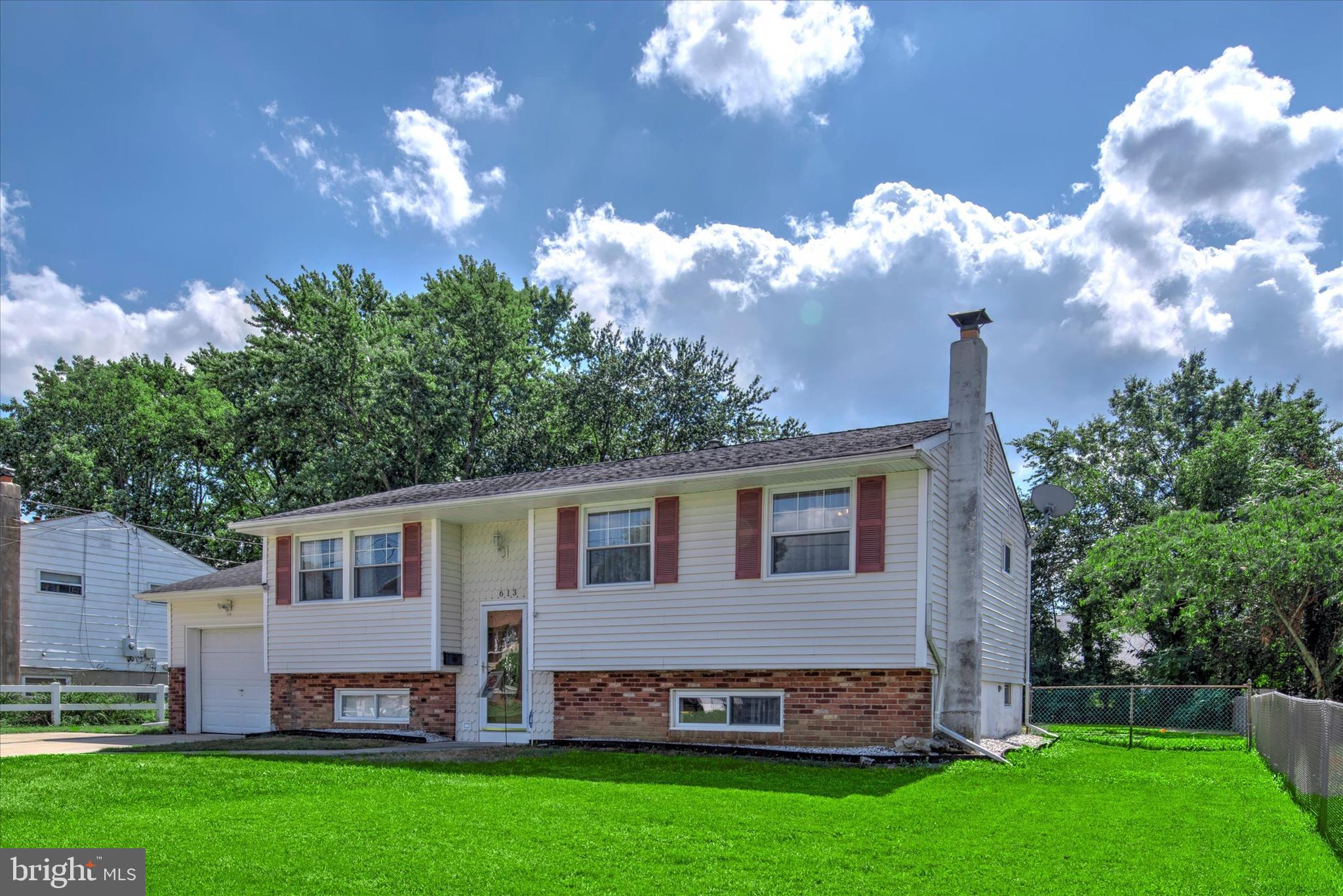 613 Howell Drive Westampton, NJ 08060 - Photo 3 of 31 Exterior Front