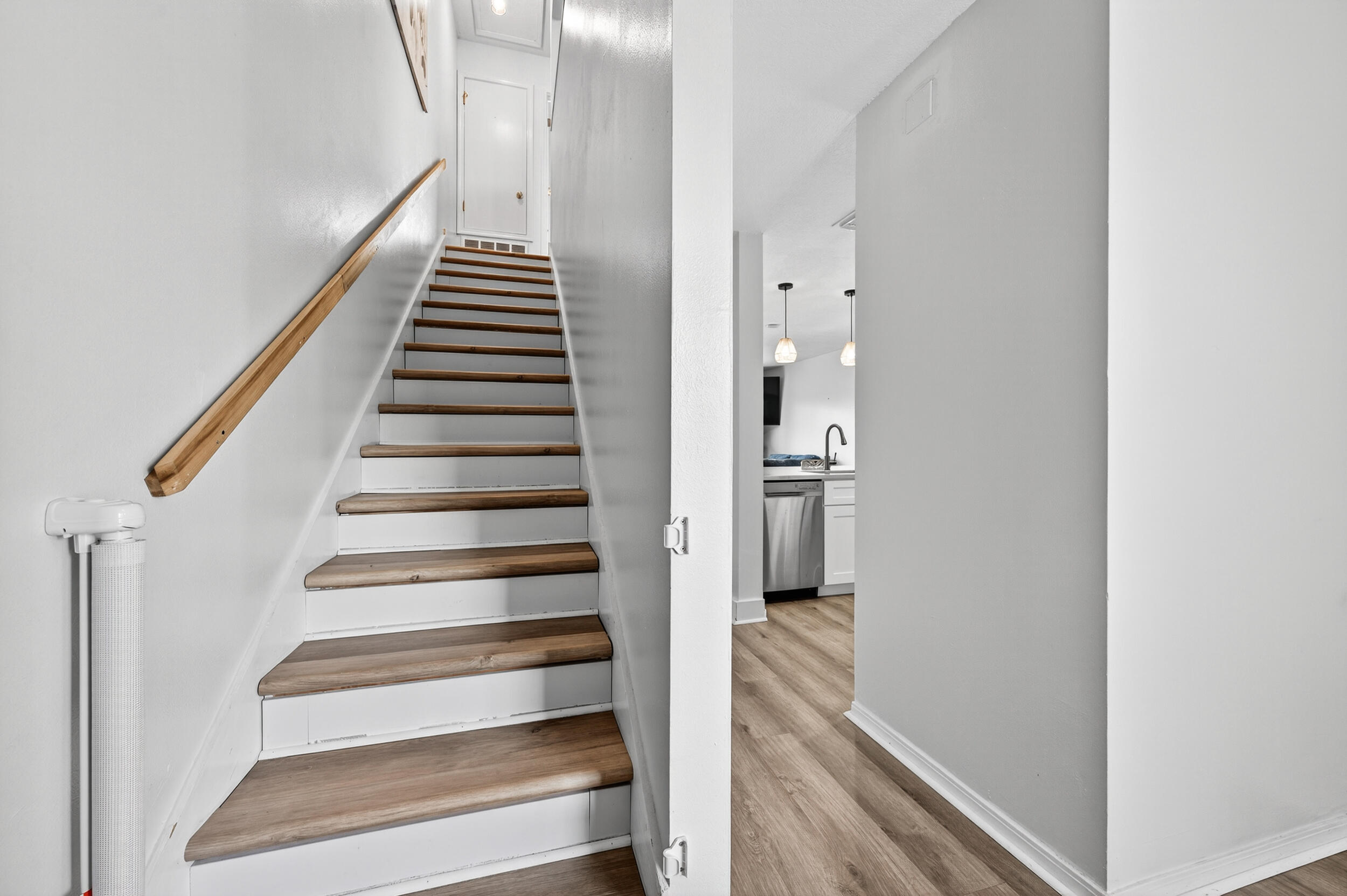 6209 Don Carlos Drive, Unit D Perdido Key, FL 32507 - Photo 22 of 61 6209 don carlos dr-perdido key-31