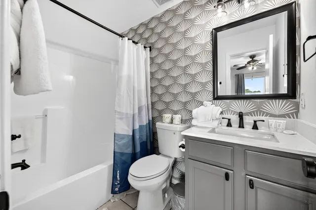 a view of a storage & utility room