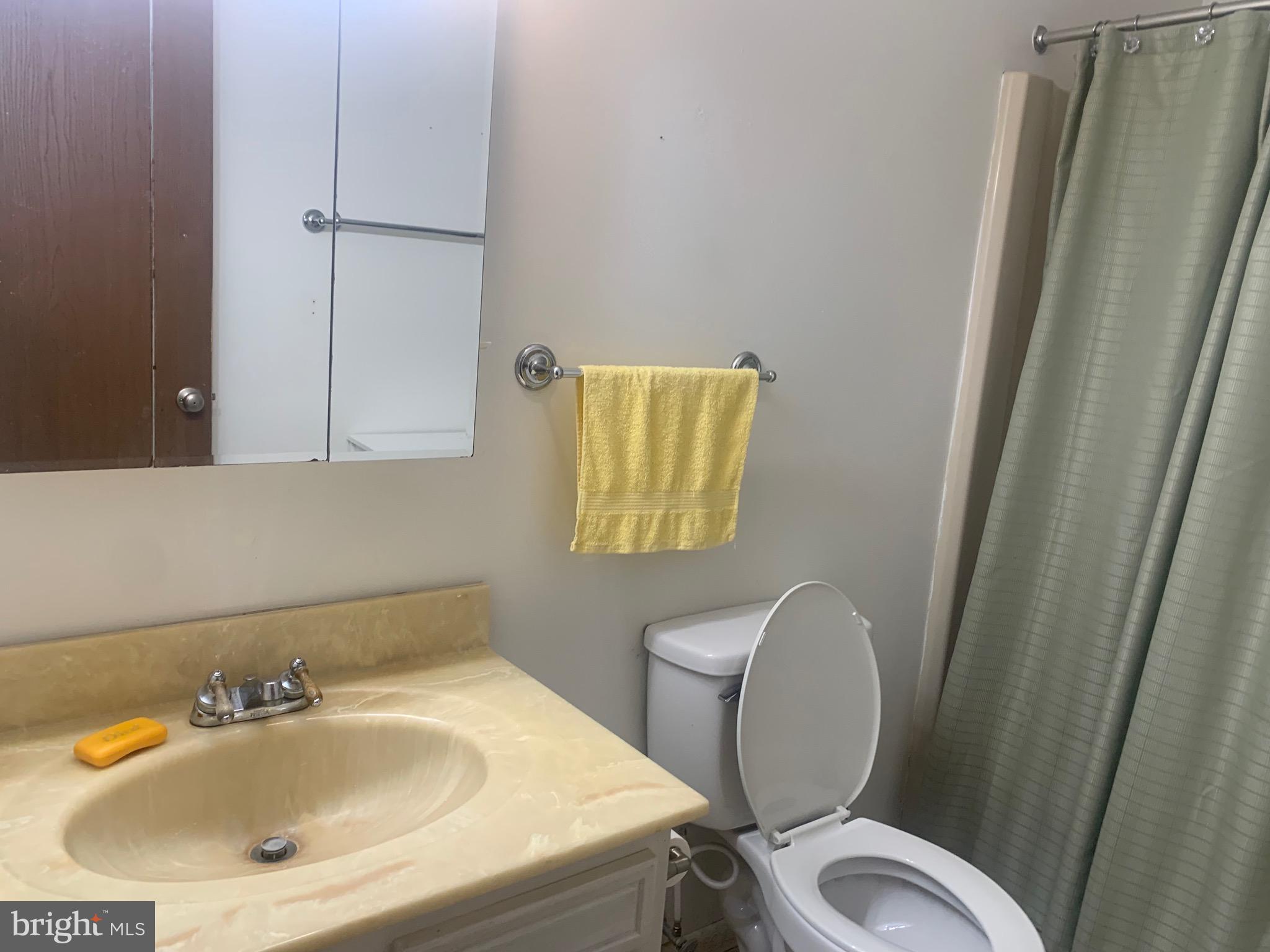 106 Oak Avenue Hammonton, NJ 08037 - Photo 11 of 25