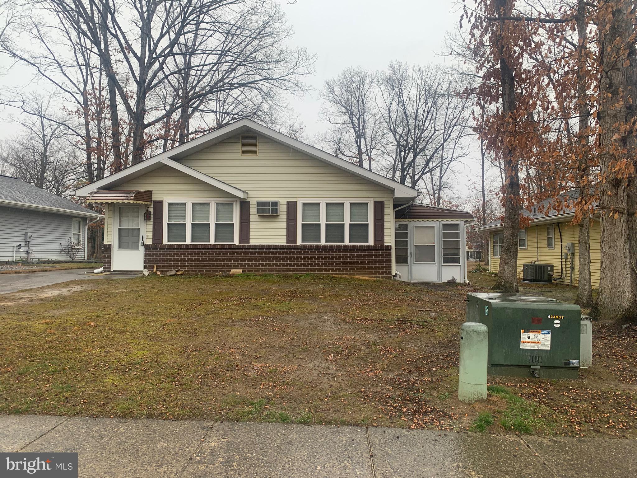 106 Oak Avenue Hammonton, NJ 08037 - Photo 3 of 25