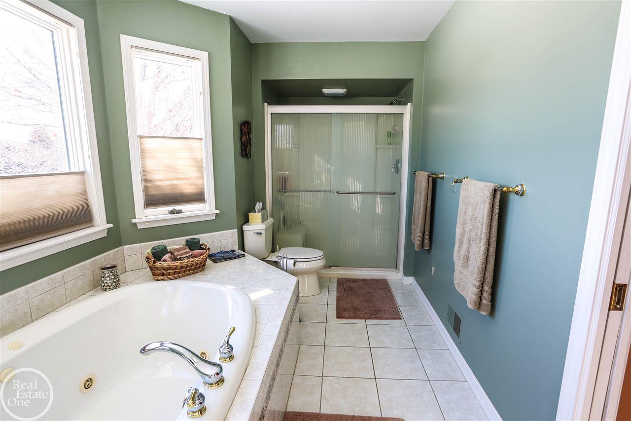 5955 Newman Road St. Clair, MI 48079 - Photo 28 of 48 31340027-28.JPG
