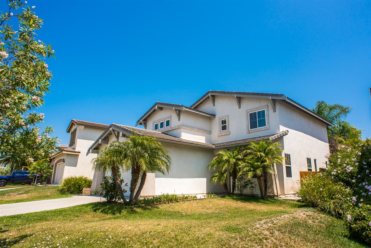 1707 Sierra Verde Road Chula Vista, CA 91913 - Photo 2 of 23 Gallery Image 2
