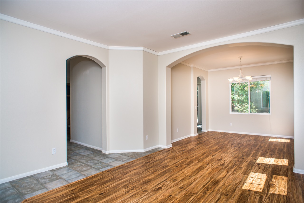 1707 Sierra Verde Road Chula Vista, CA 91913 - Photo 4 of 23 Gallery Image 4