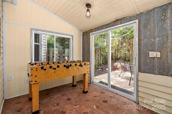 $364,999 | 334 Greenville Street, Saluda, NC 28773