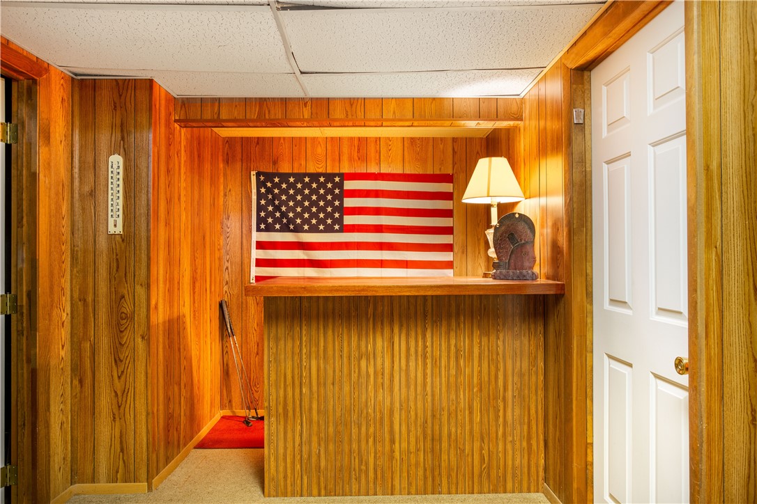 43 Lepes Road Portsmouth, RI 02871 - Photo 27 of 31 Bar area.