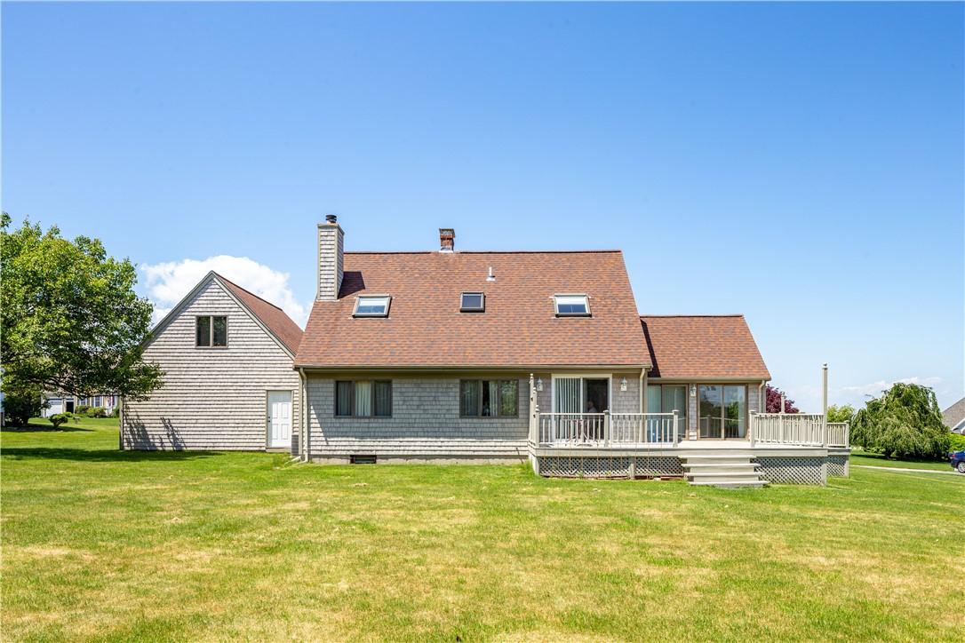 43 Lepes Road Portsmouth, RI 02871 - Photo 30 of 31 Back of house view
