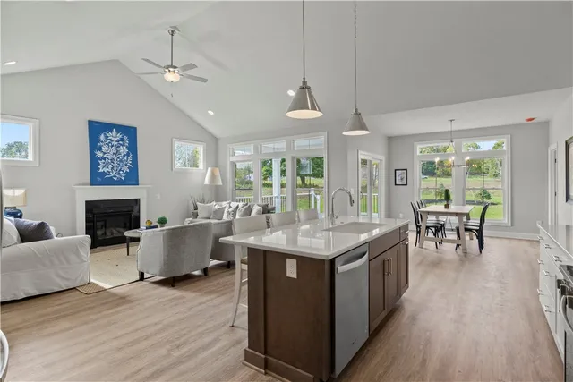 $534,900 | 59 Chase Meadow Trail, Mendon, NY 14472