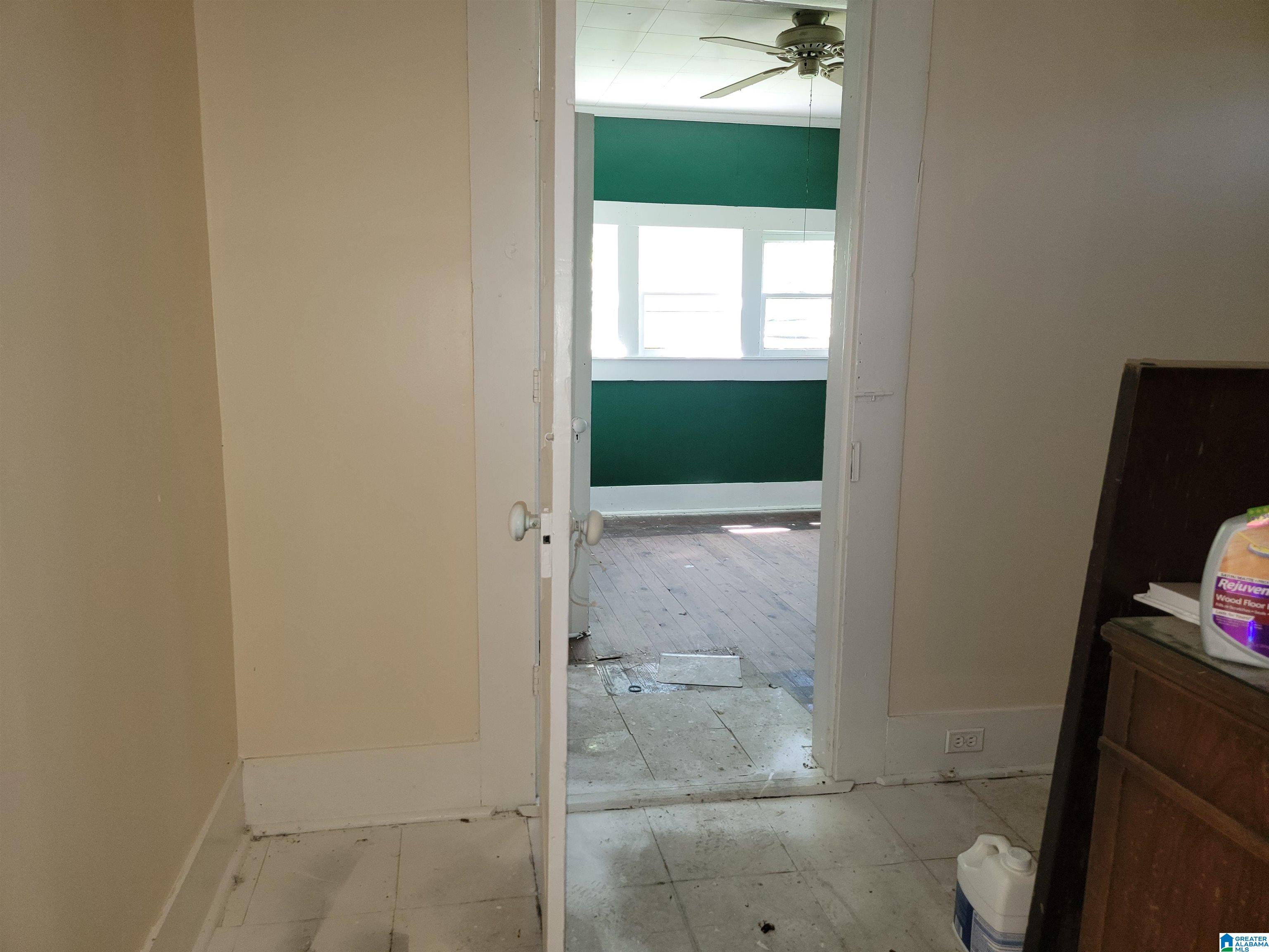 1304 Avenue R Birmingham, AL 35218 - Photo 15 of 37