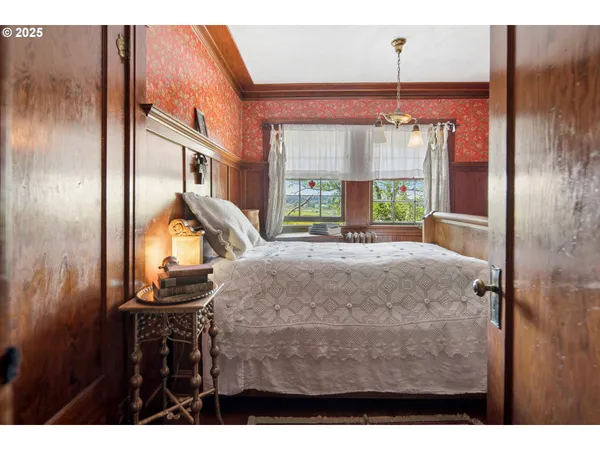 $1,655,000 | 91755 Lewis And Clark Road, Astoria, OR 97103