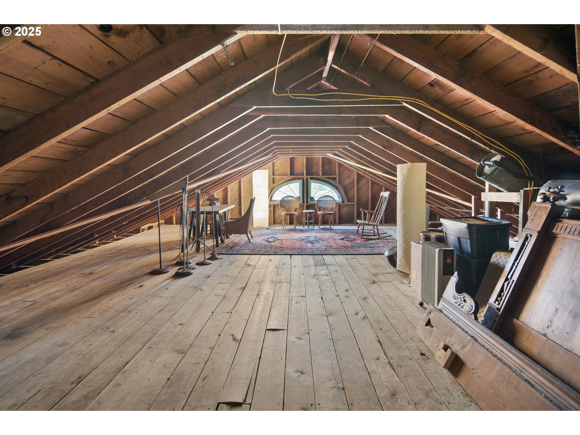 91755 Lewis And Clark Road Astoria, OR 97103 - Photo 30 of 48 a view of entryway with wooden floor