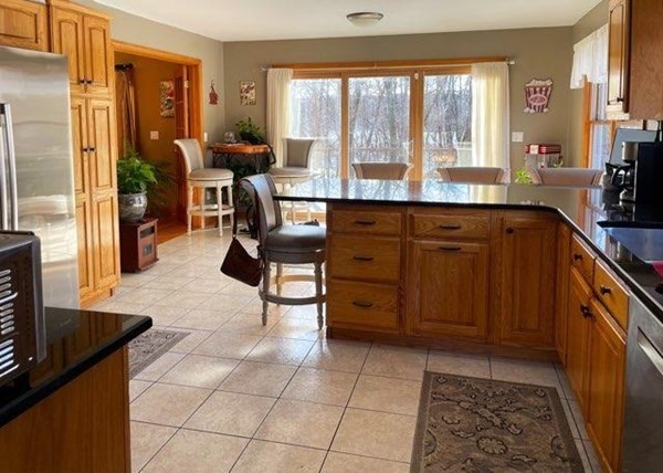48 River Road South Hadley, MA 01075 - Photo 7 of 41 Gallery Image 7