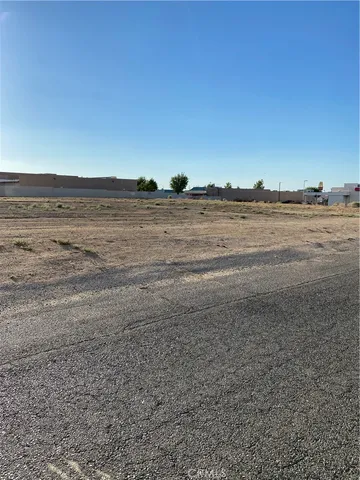 $300,000 | 0 H Street, Hesperia, CA 92345