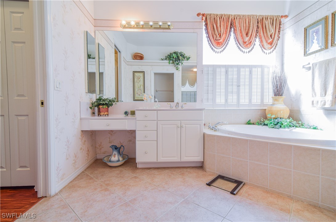 2274 Bainmar Drive Lehigh Acres, FL 33973 - Photo 33 of 50