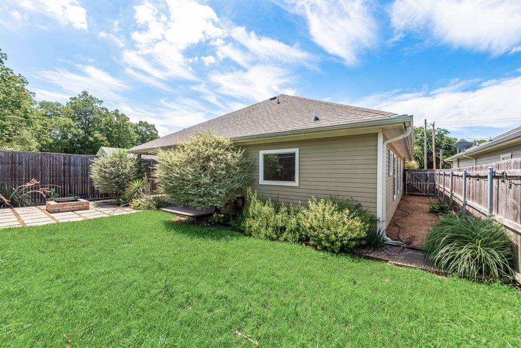 5420 Meandering Road River Oaks, TX 76114 - Photo 28 of 30