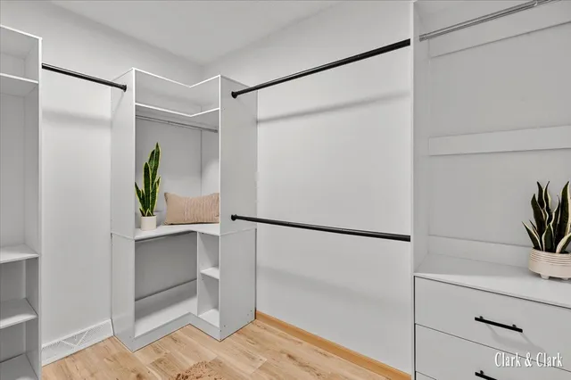 $525,000 | 992 North Washington Street, Lowell, MI 49331