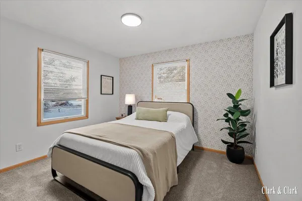 $525,000 | 992 North Washington Street, Lowell, MI 49331