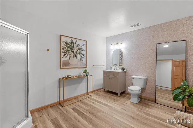 $525,000 | 992 North Washington Street, Lowell, MI 49331