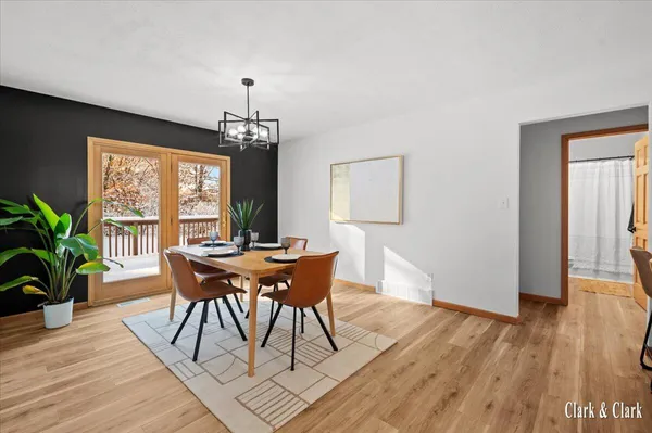 $525,000 | 992 North Washington Street, Lowell, MI 49331