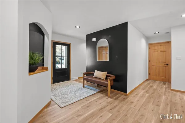 $525,000 | 992 North Washington Street, Lowell, MI 49331