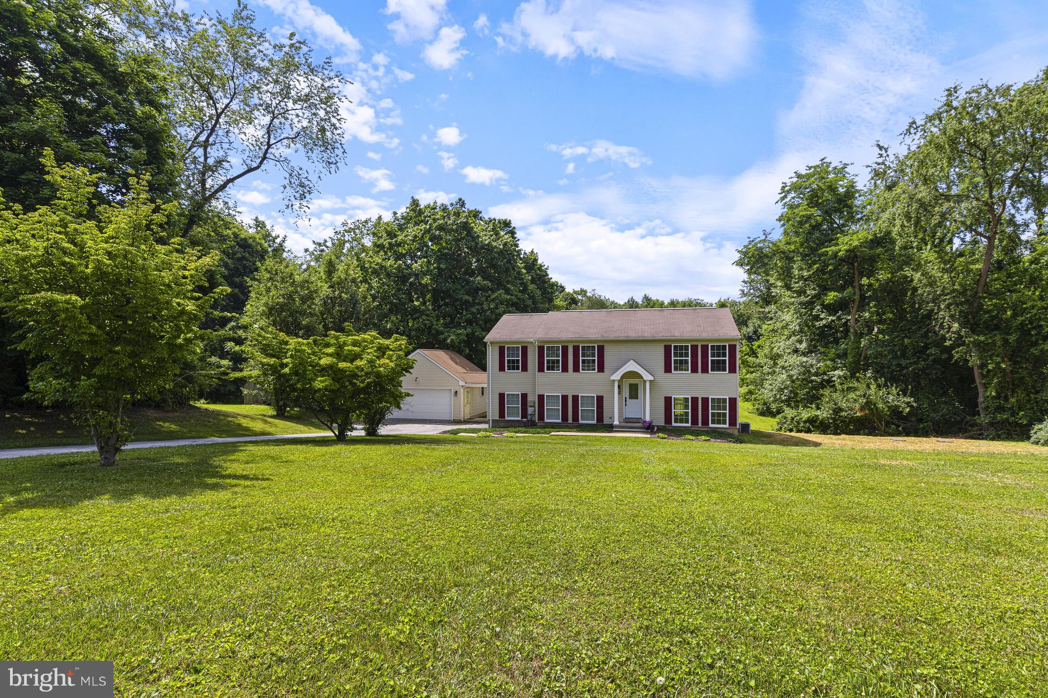 122 Glenrose Road Coatesville, PA 19320 - Photo 2 of 39