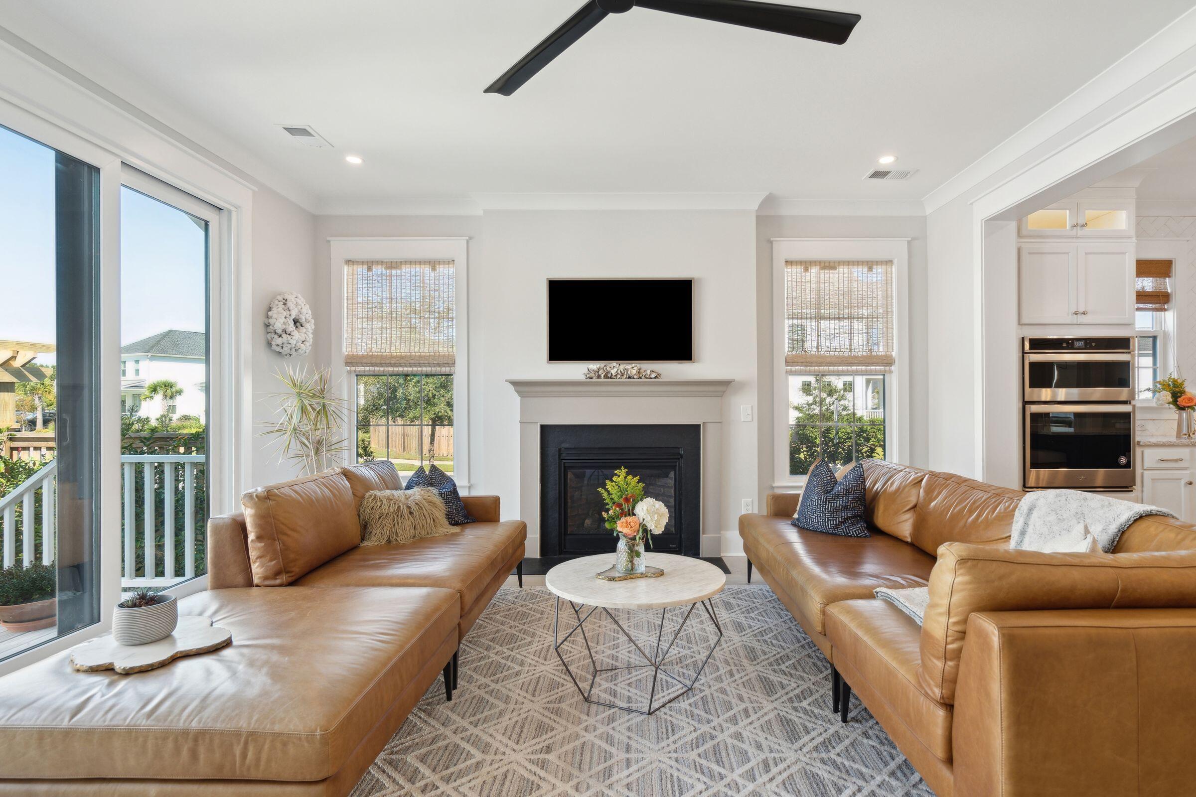 1541 Charming Nancy Road Charleston, SC 29412 - Photo 26 of 92 1st Flr Living Room