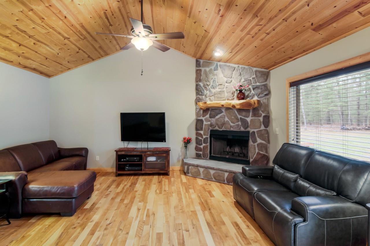 1679 Round Lake Road Interlochen, MI 49643 - Photo 9 of 37 1860584-8.JPG