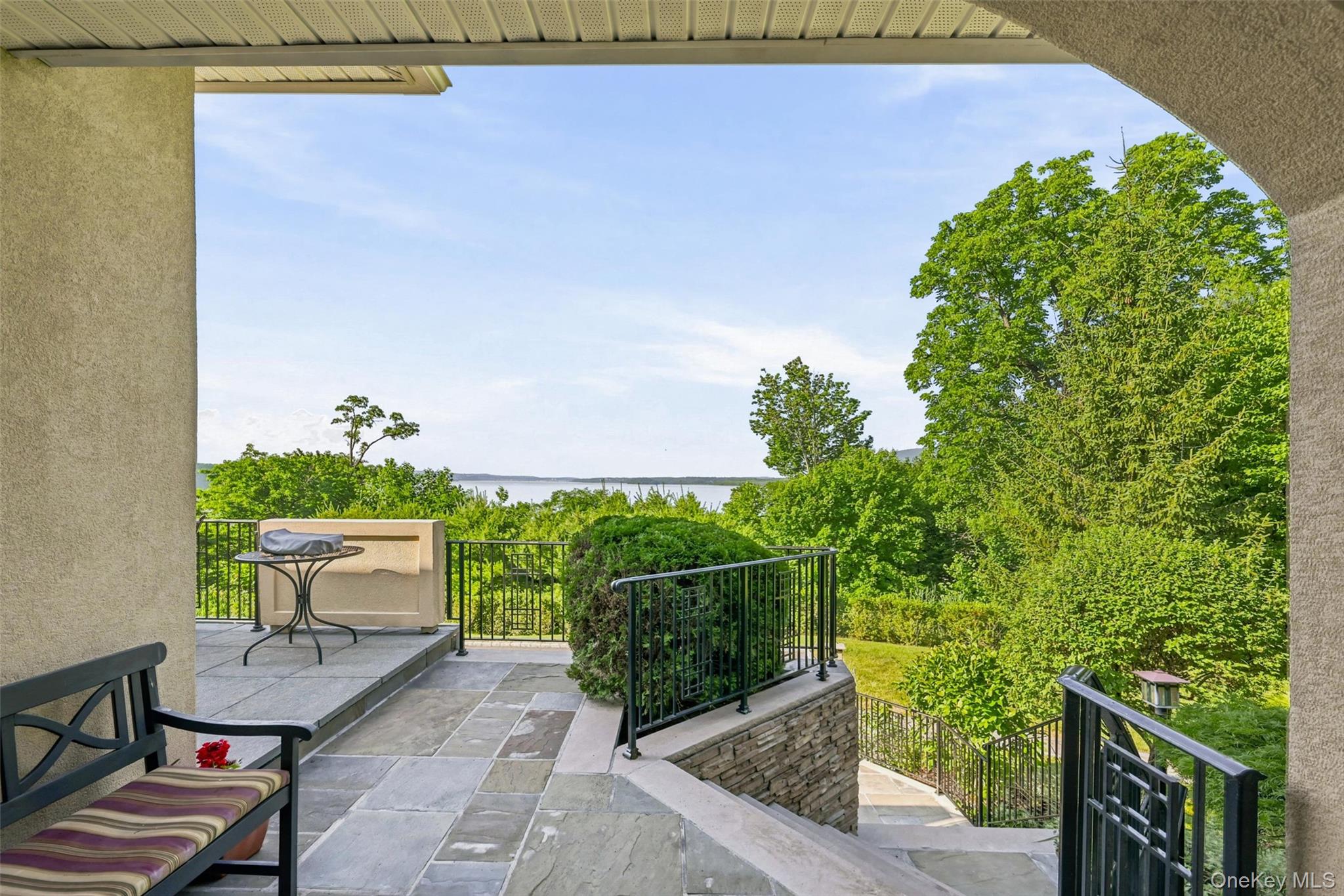 2 Half Moon Ridge Cornwall-on-Hudson, NY 12520 - Photo 6 of 50